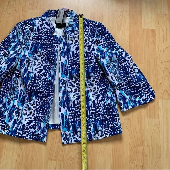 New Blue & White Printed Investments Blazer Size 6 - Picture 6 of 8